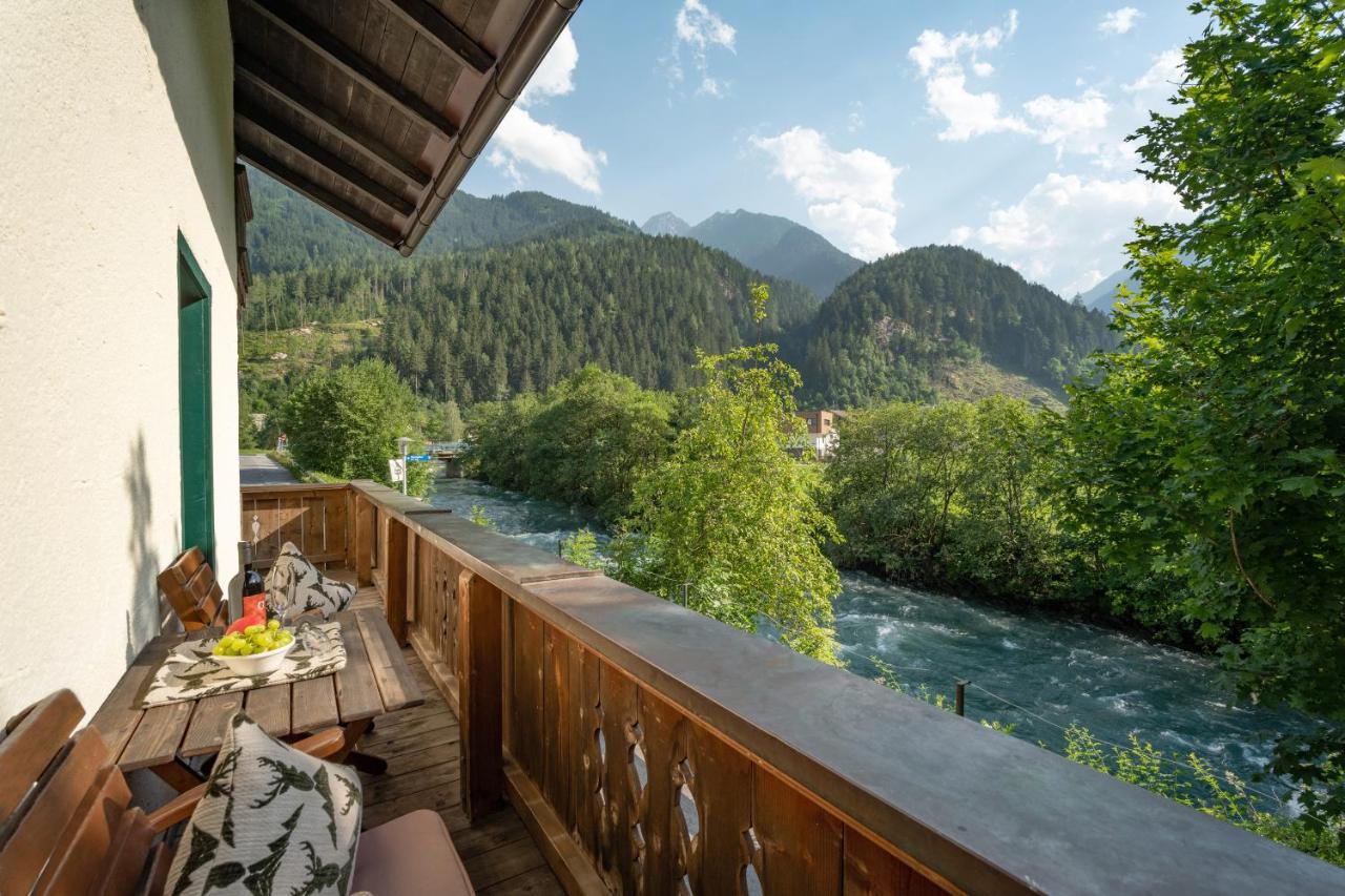 Ferienhaeuser Mayrhofen Exterior photo